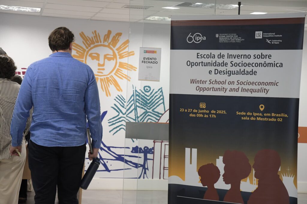 The event banner, displayed in Portuguese, at IPEA.